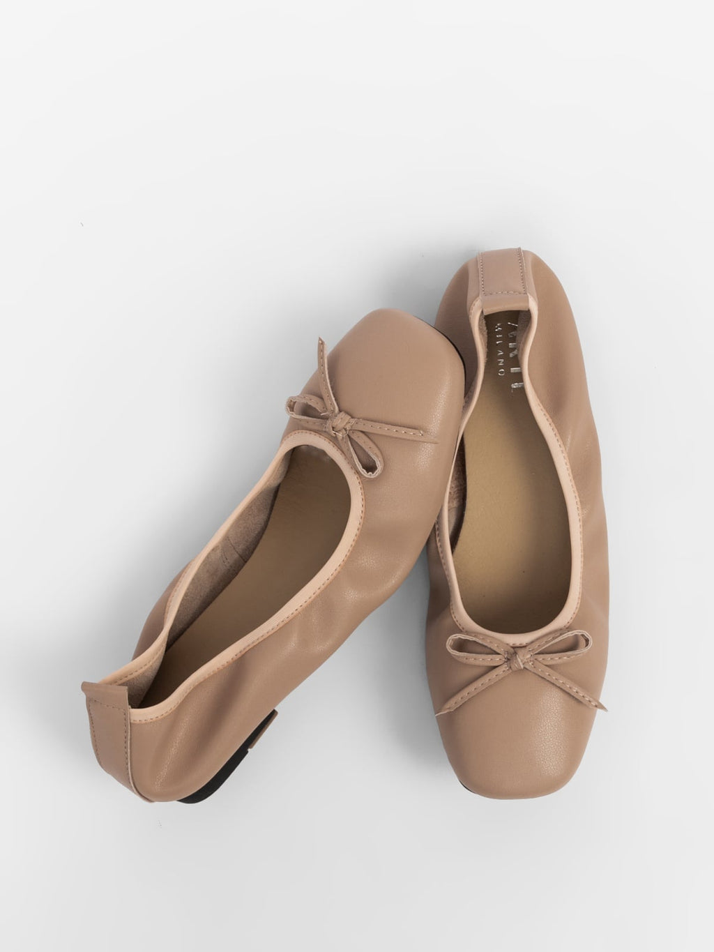 Women's shoes